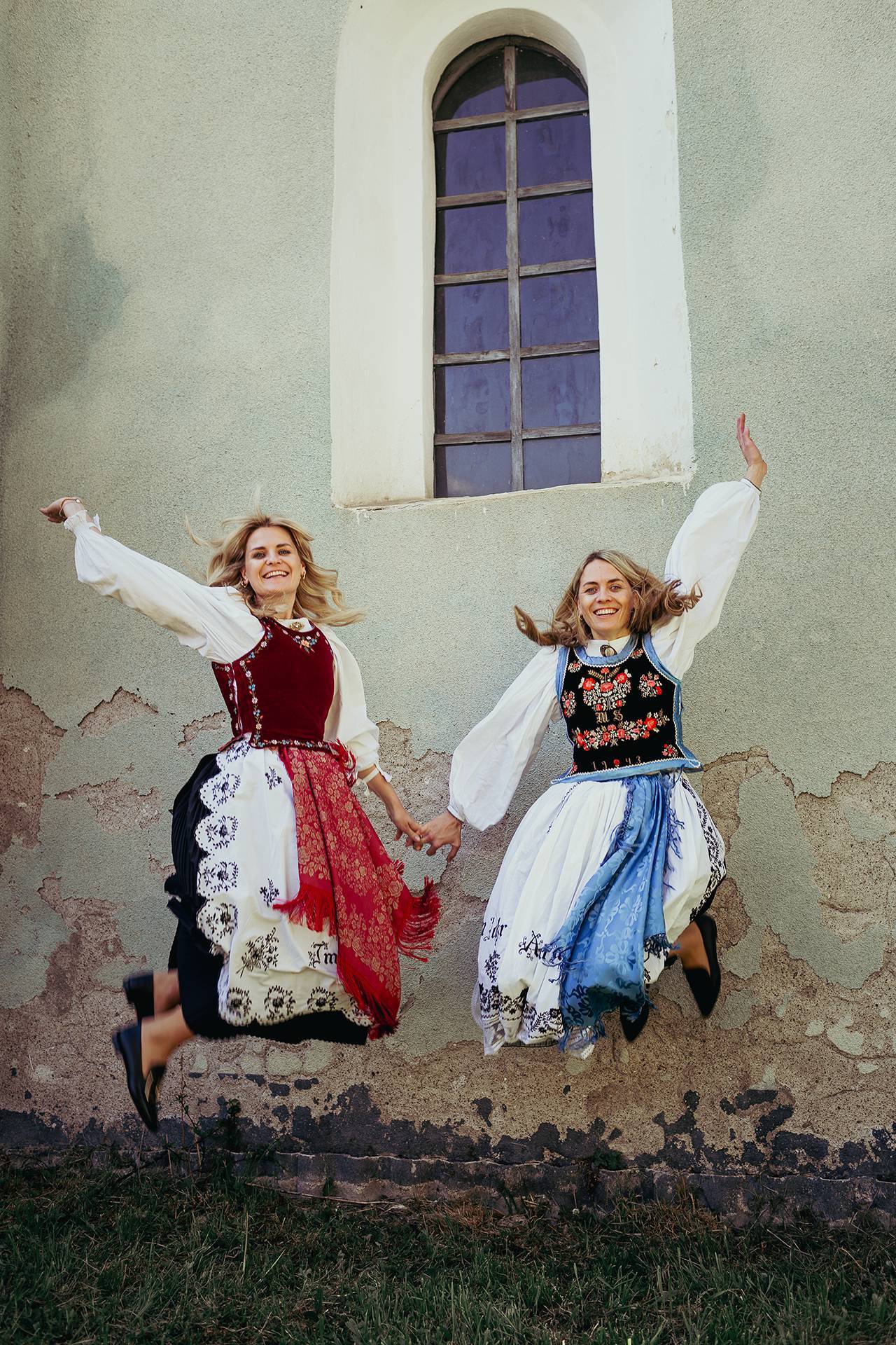 12 costum traditional sasesc romania 12 costum traditional sasesc romania
