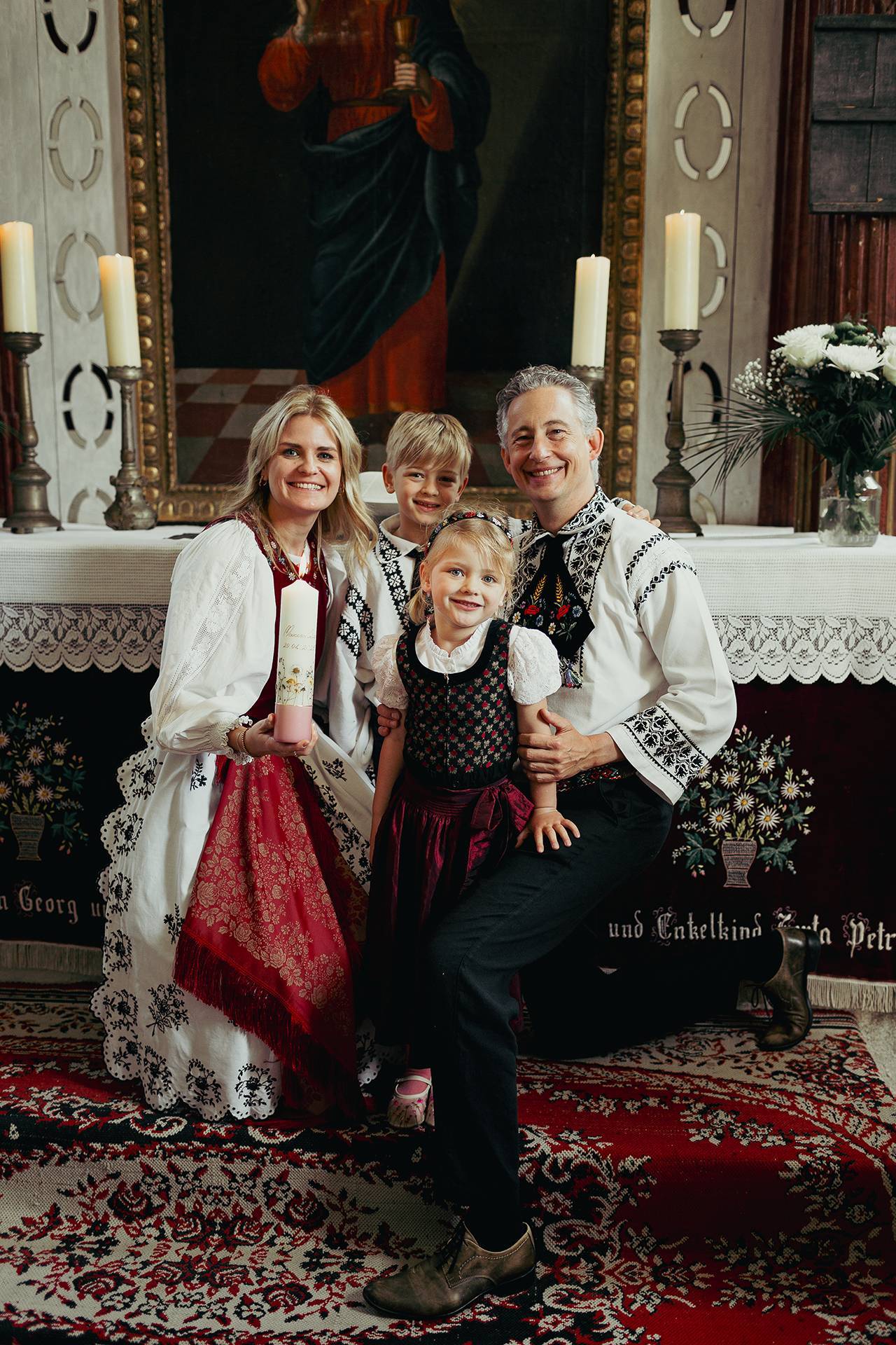 31 portret familie traditionala sasi 31 portret familie traditionala sasi